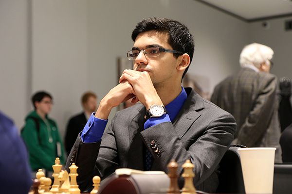 Anish Giri on X: Gonna draw the prizes tomorrow. Comments disabled. 🤫 Do  like and retweet. @CheckmateCOVID @FIDE_chess  / X