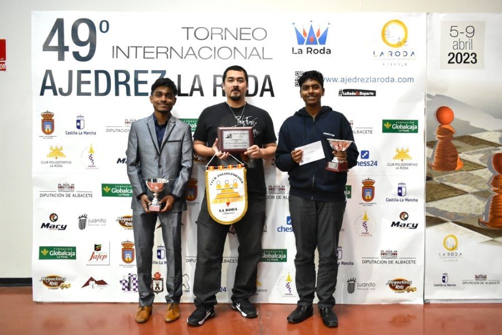 Chess.com - India on X: 🇮🇳 Indian stars dominated at the 2023 49th La  Roda Open as four Indians finished in the top five! 🇧🇷 GM Alexander Fier  and GM Aravindh Chithambaram