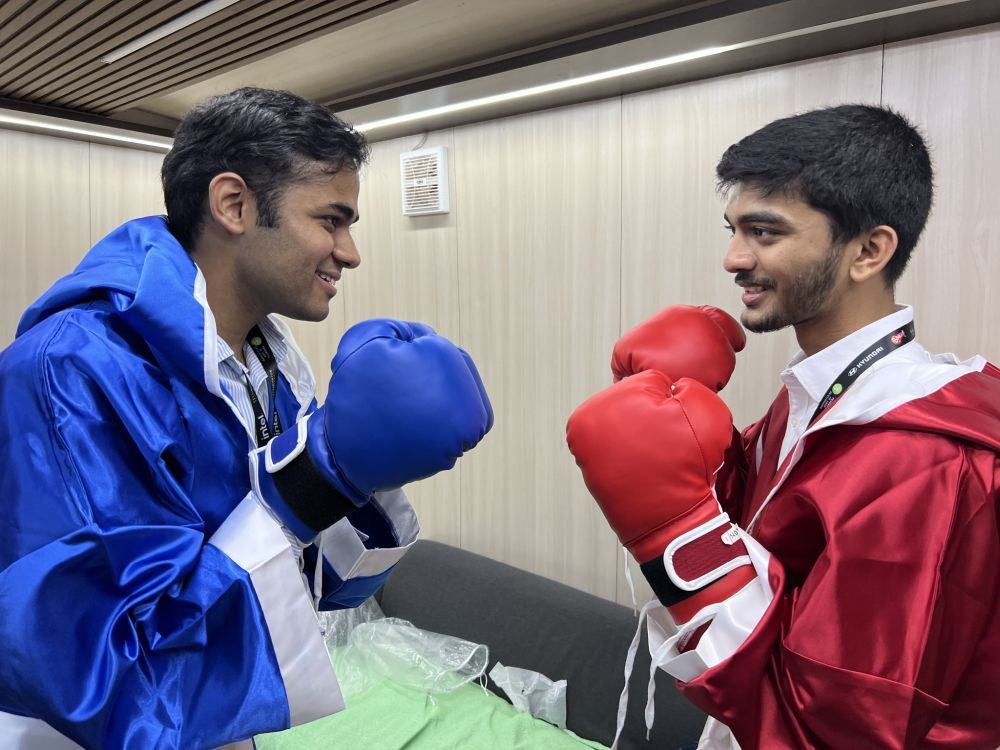 ChessBase India - A complete match of Chess Boxing in the