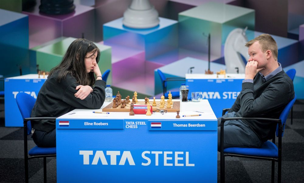 Women's Chess Coverage on X: Tata Steel Challengers: Round 5! Compatriot  battles! ⬜️ IM Thomas Beerdsen (2515) ⬛️ IM Eline Roebers (2361)   ⬜️ IM Vaishali R (2425) ⬛️ GM Adhiban Baskaran (