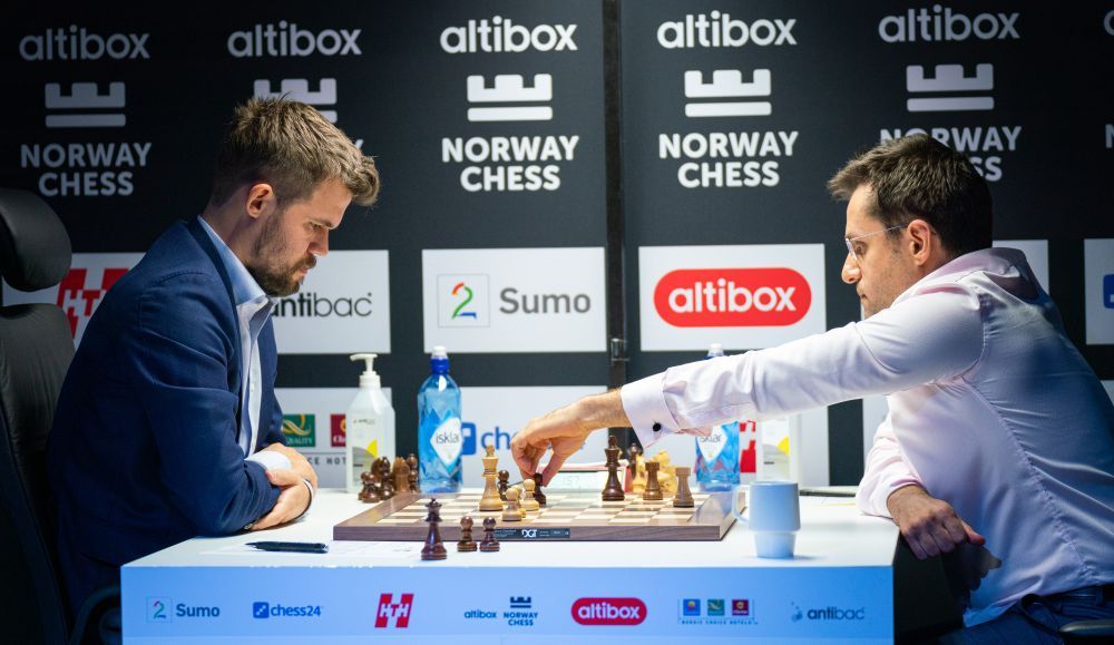 Norway Chess R3: Carlsen demolishes Aronian; Ding holds Anand