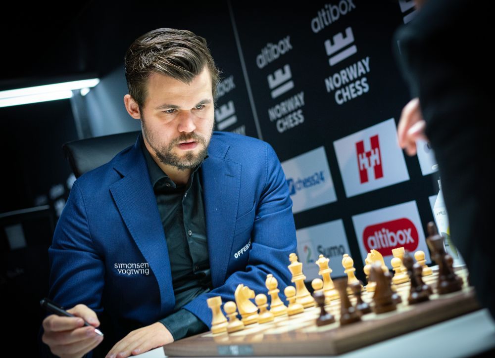 How Carlsen's Blunder To Duda Ended An Amazing Unbeaten Streak 