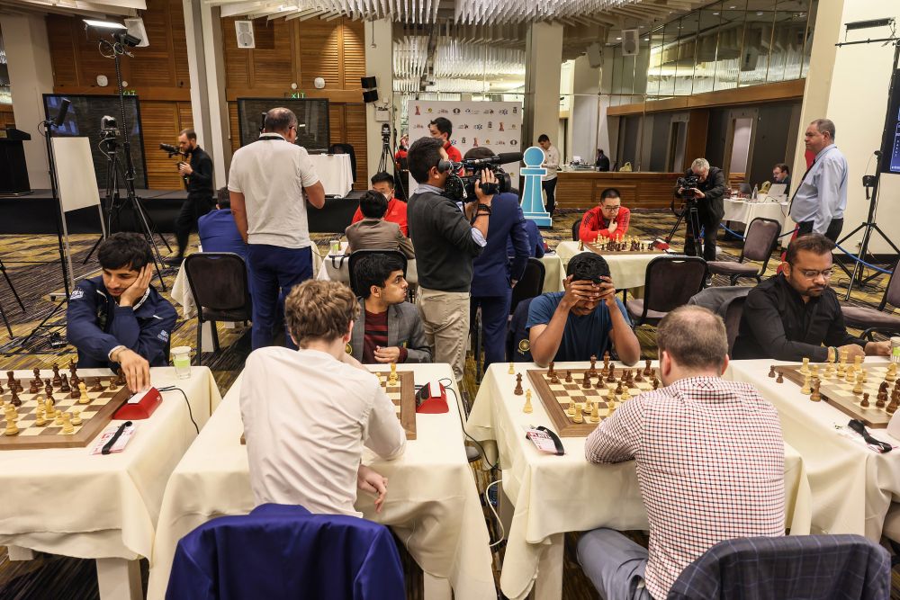 World Team 2022 R5: Vidit and S L Narayanan propel India to the  Quarterfinals - ChessBase India