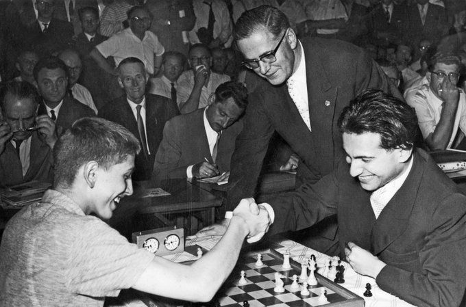 Did you know that Mikhail Tal has only 3 fingers on his right hand