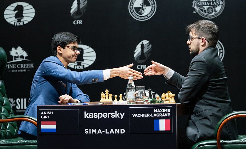 Anish Giri downs Fabiano Caruana to grab share of Group B lead at Chessable  Masters