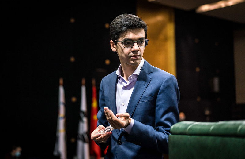 Aditya Mittal analyses Fabiano Caruana's dynamic play against the