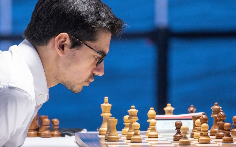 Chessable Masters 2: MVL and Giri lead