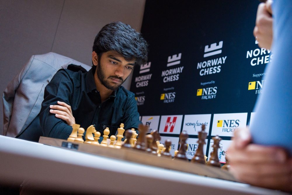 11th Norway Chess 2023 Blitz: Gukesh beats Carlsen for the first time in a  rated game on his 17th birthday - ChessBase India