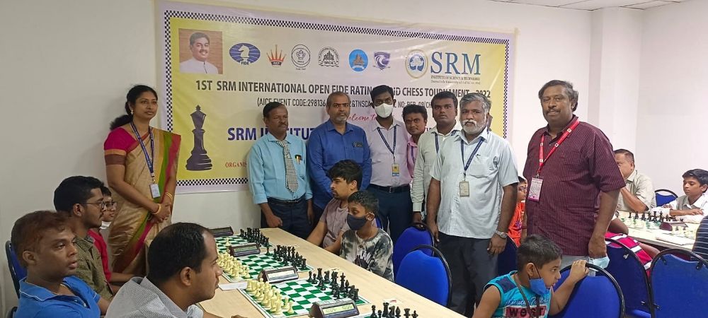 Chess tournament organization with idChess