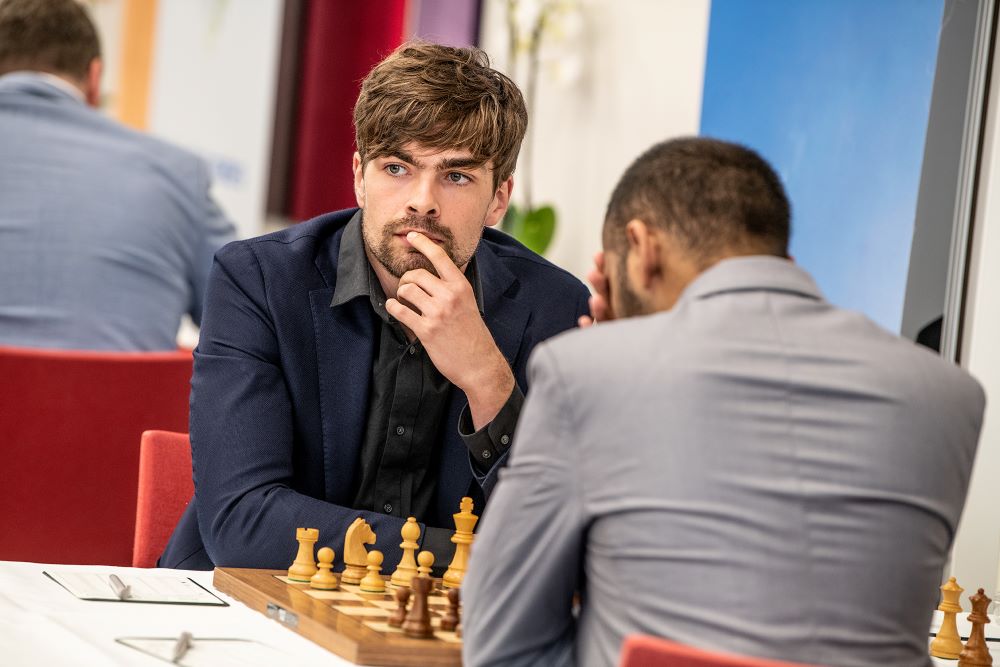 2700chess on X: World #15 (↑3) Gukesh (2741.0 +9.0) @DGukesh starts with  two wins to take the sole lead at the 2023 TePe Sigeman & Co Chess  Tournament  @ChessbaseIndia @chesscom_in 📷