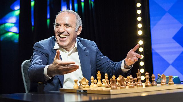 Classic Kasparov Returns, Thumps Short in Attacking Blitz