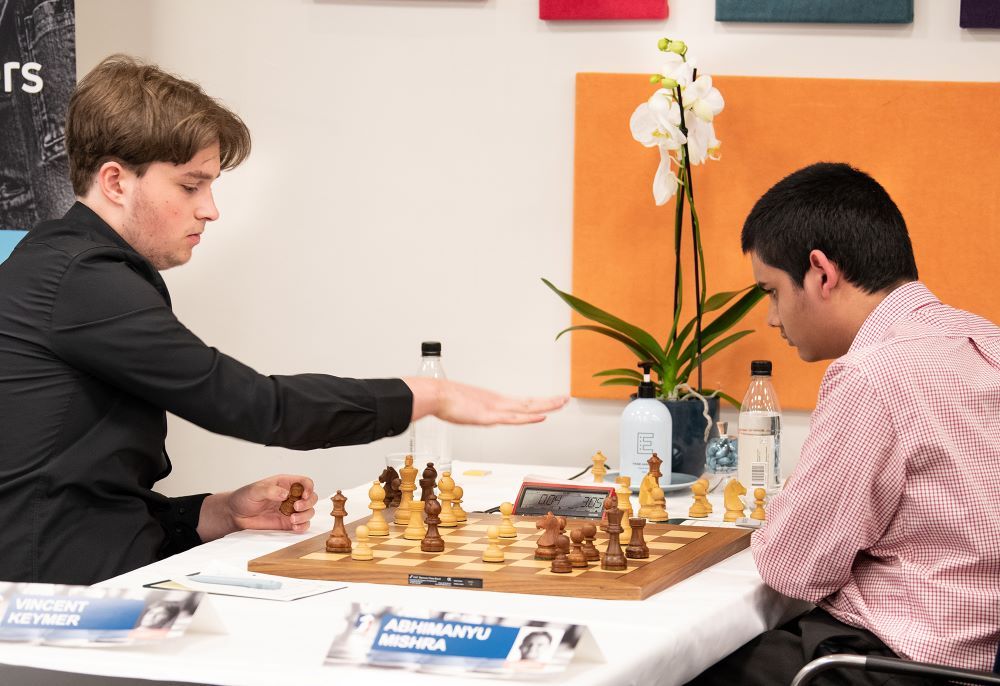 2700chess on X: World #15 (↑3) Gukesh (2741.0 +9.0) @DGukesh starts with  two wins to take the sole lead at the 2023 TePe Sigeman & Co Chess  Tournament  @ChessbaseIndia @chesscom_in 📷