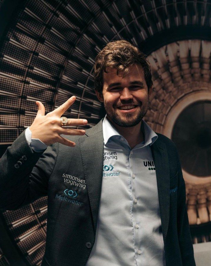 Magnus Carlsen becomes triple world champion for the third time in his  career - KESQ