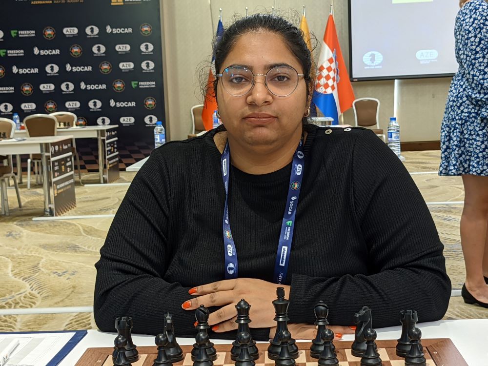 FIDE World Cup 2023 R1 TB: Adhiban and Priyanka Nutakki advance to Round 2  - ChessBase India