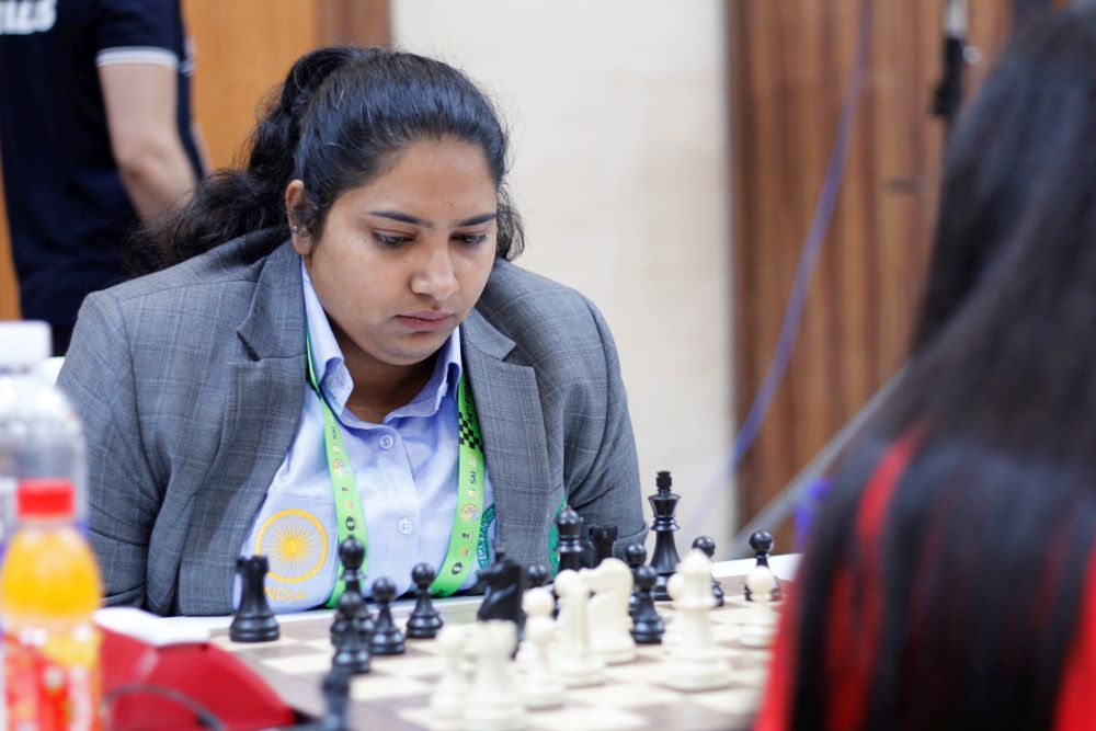 Chess Olympiad 2022: India B men's team leapfrogs A team; Koneru Hampi  concedes first draw for women - myKhel