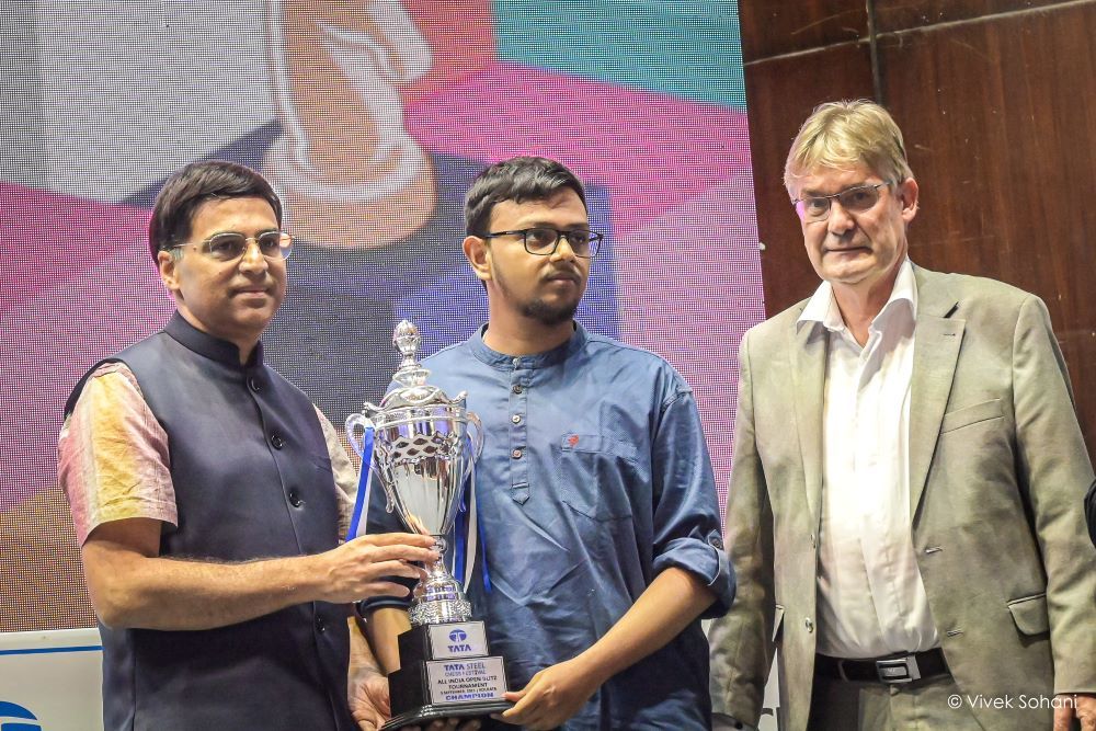 Tata Steel Chess India: Praggnanandhaa Leads Blitz After 5/5 Start - Chess .com