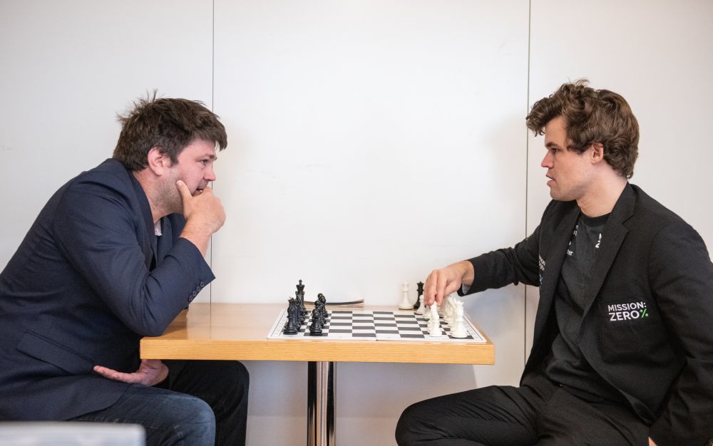 chess24 on LinkedIn: Abdusattorov inflicts 2nd loss in a row on Carlsen