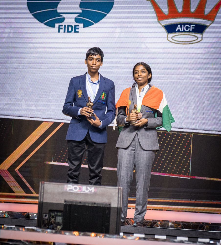 Samford Fellows at the 2022 Chess Olympiad in Chennai, India – The