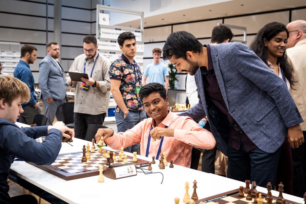 FIDE World Rapid Team 2023 R5-8: WR Chess increases their sole lead,  Praggnanandhaa wins four in-a-row - ChessBase India
