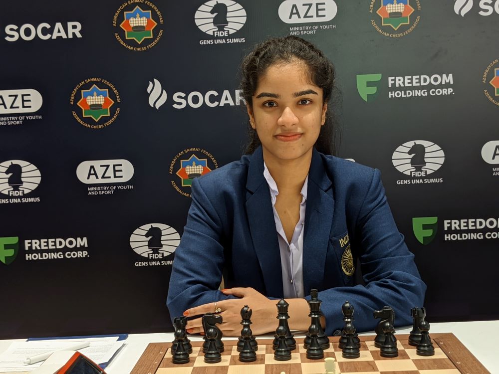 FIDE World Cup 2023 R1 TB: Adhiban and Priyanka Nutakki advance to Round 2  - ChessBase India