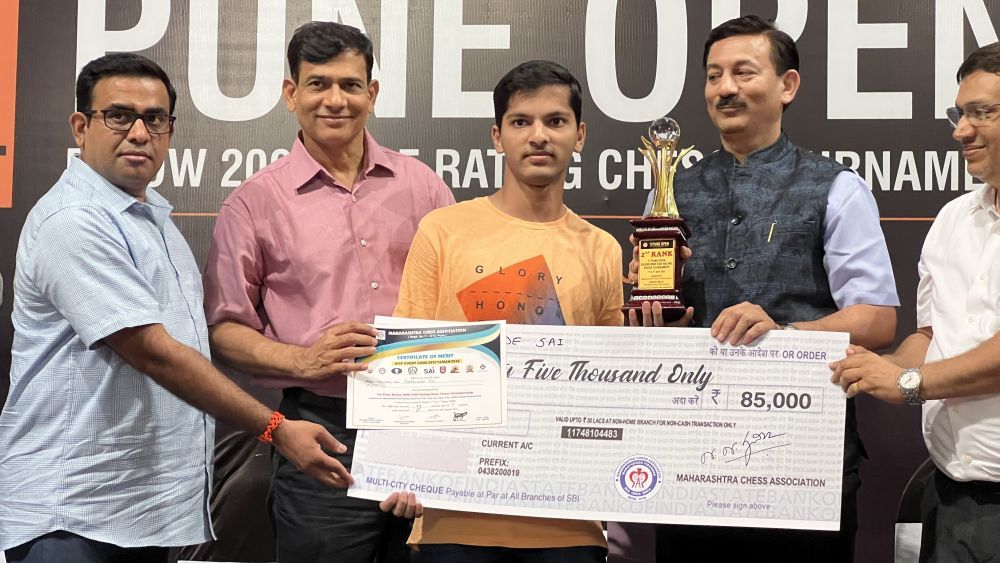 Chess.com - India on X: 🏆 1st Above 2000 FIDE Rating Online Classical  Chess Private Tournament on  🔸 The tournament is  open to players whose FIDE peak rating is above 2000.
