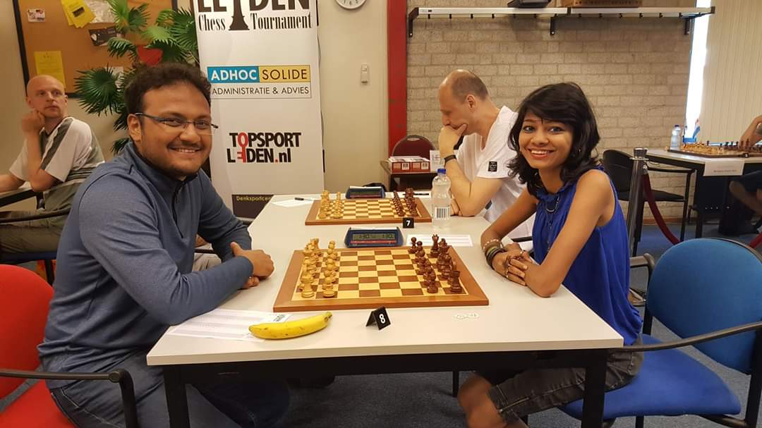 Sagar takes on a 2300 rated player on Lichess, ChessBase India Chess Club