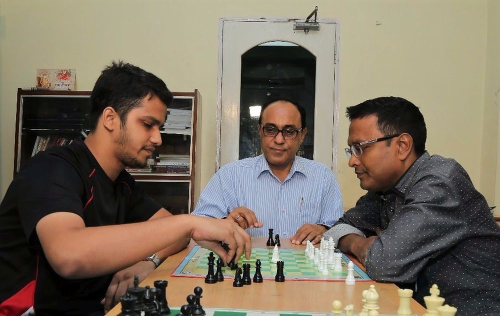 Avirat Chauhan and Charvi triumph at MPL 34th National U-8 Open and Girls  Chess Championships 2022 - ChessBase India
