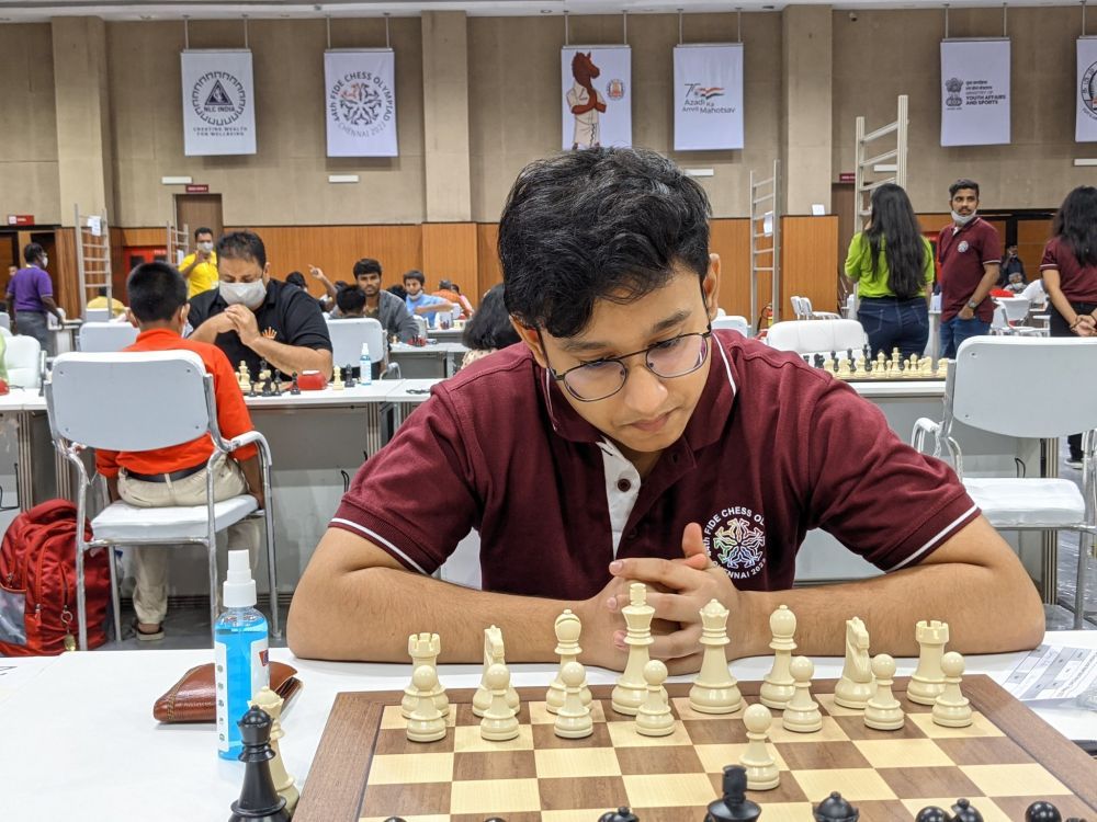 Next Vishy Anand? Dev Shah wins world schools chess title - Hindustan Times