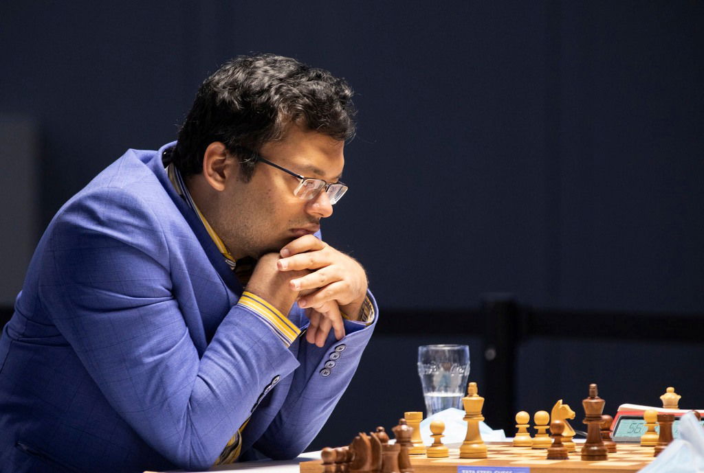 GM Erigaisi is on an astonishing 5 game winning streak in the Tata Steel  Challengers 2022, leading the tournament with 5.5/6 : r/chess