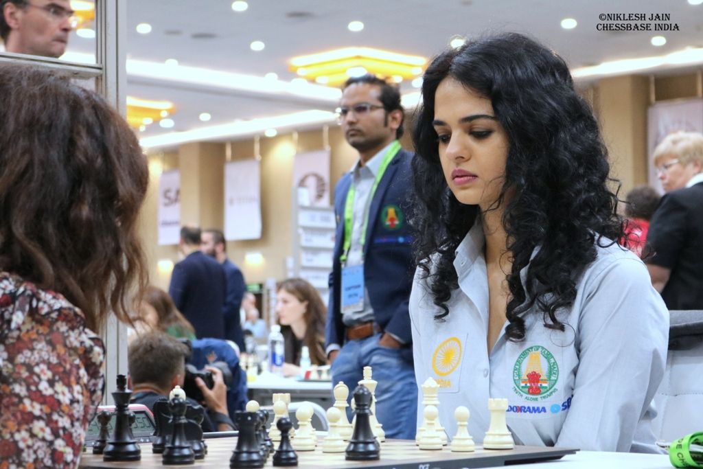 Armenia Sole Leader In Open, India In Women's, Gukesh 6/6 On Top