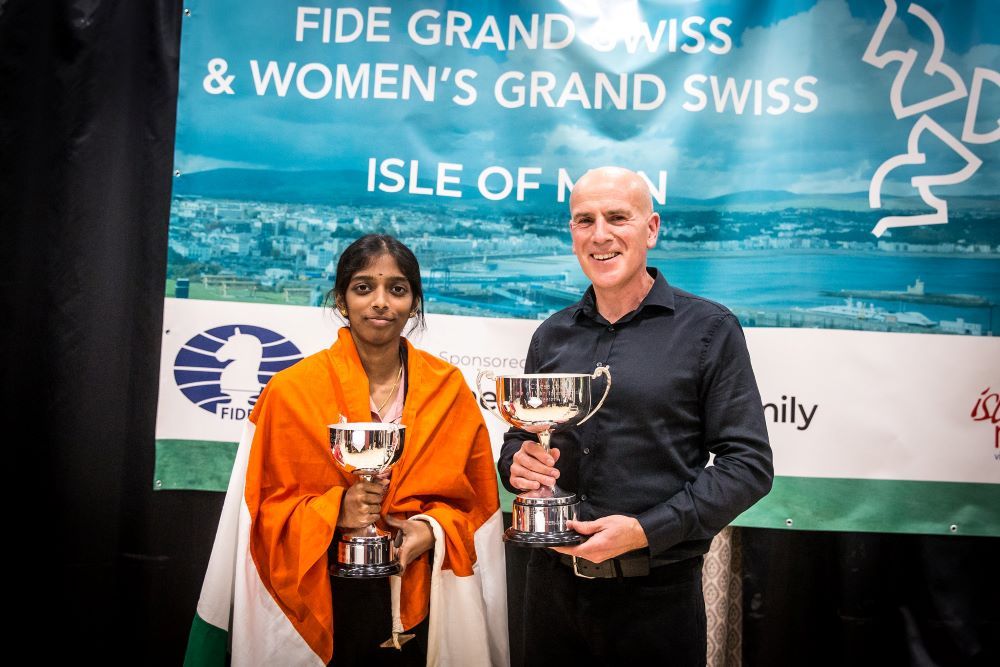 Indian Triumph - Vidit and Vaishali win FIDE Grand Swiss - Schach-Ticker