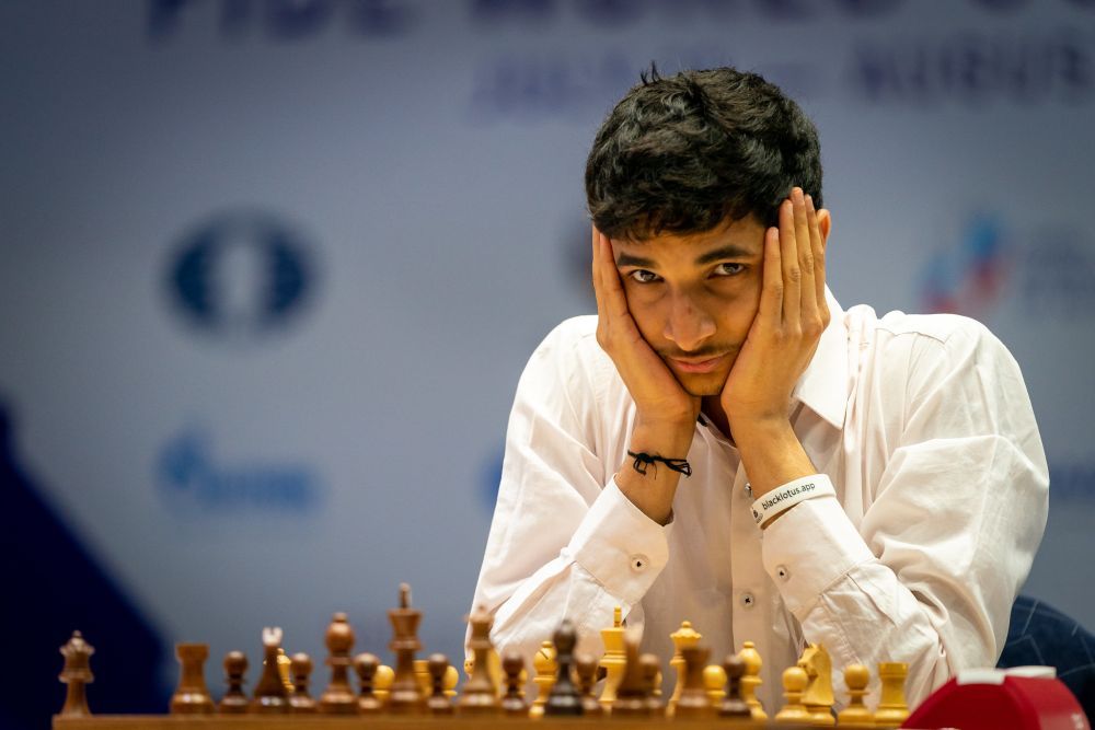 FIDE World Cup 5.1: Martirosyan & Kosteniuk strike