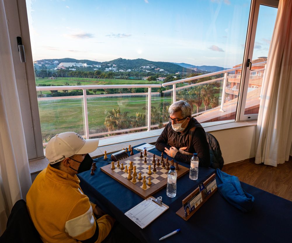 Sunway Sitges: Moussard and Cheparinov share the lead