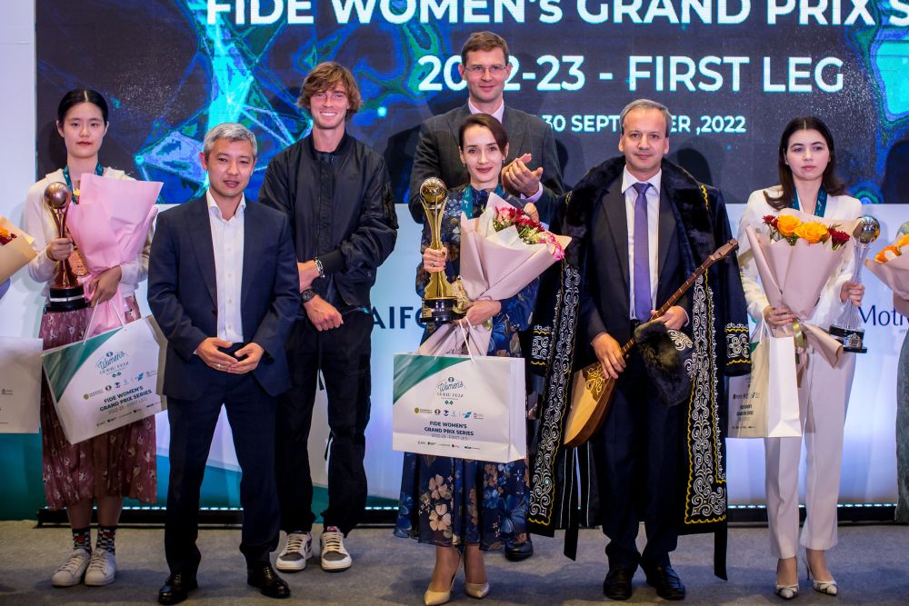 Лагно выиграла первый этап Гран при Fide